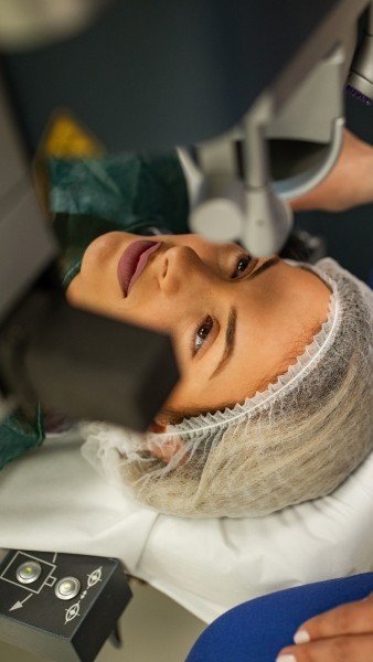 Vedere clară la toate distanțele chiar și după 45 ani